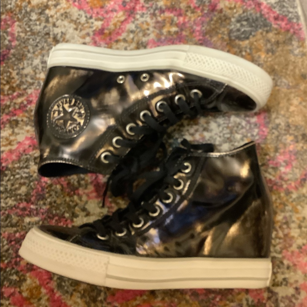 Wedge converse size 8